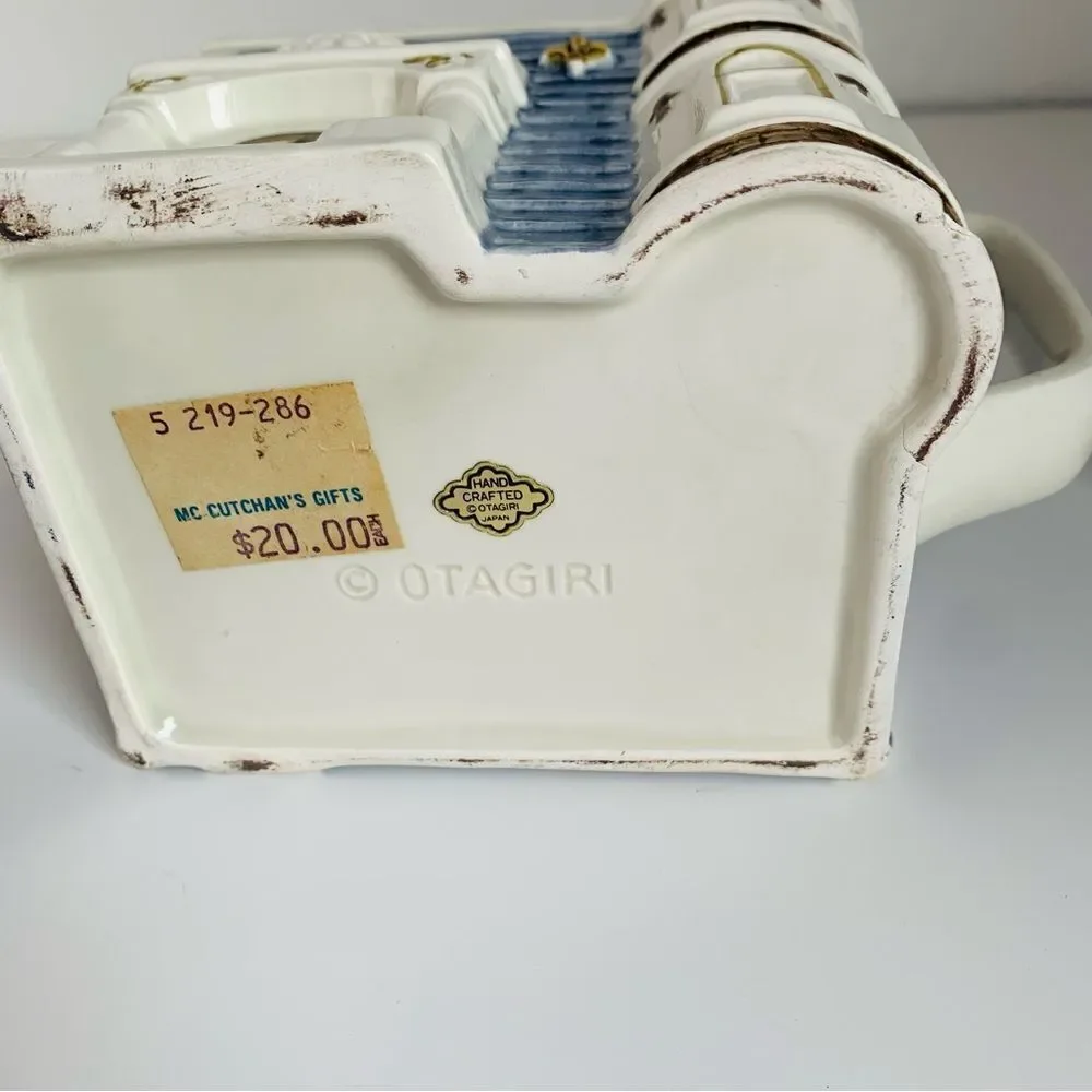 VTG Otagiri Victorian House Tea Pot‎